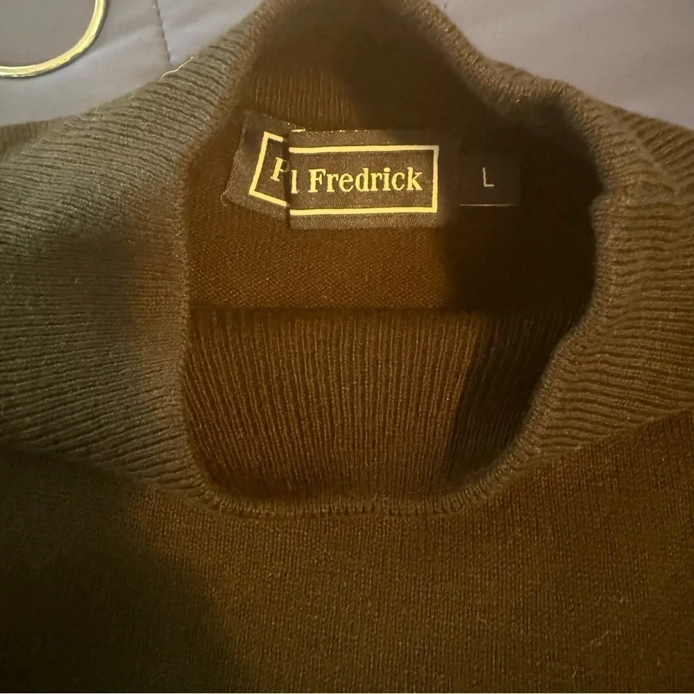 Paul Fredrick Silk/Cotton/Cashmere Black Crewneck Sweater, Size L